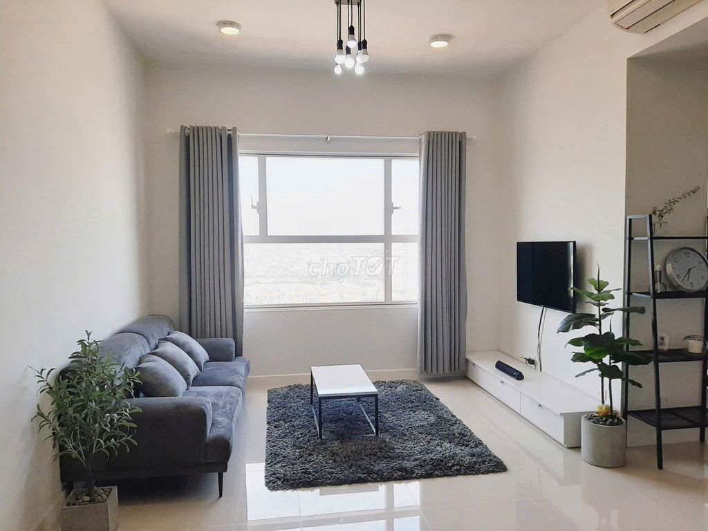 Rent the apartment two Sunrise City bedrooms.