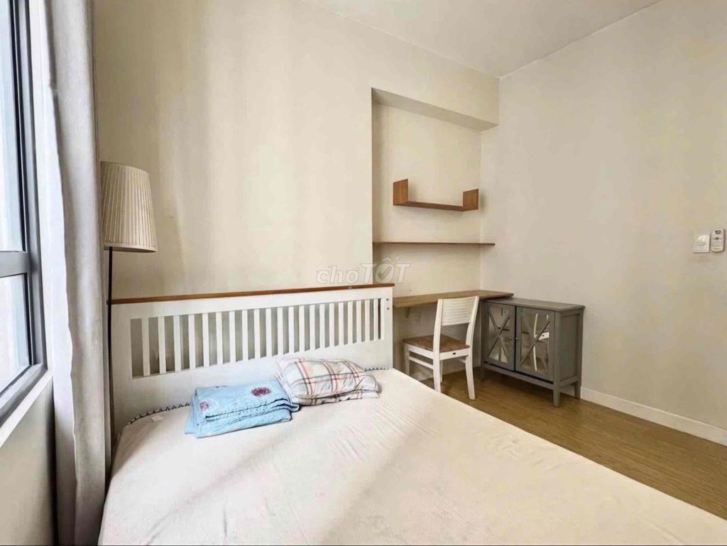 Rent Petro vn Landmark 2 bedroom 102 meters only 14 million
