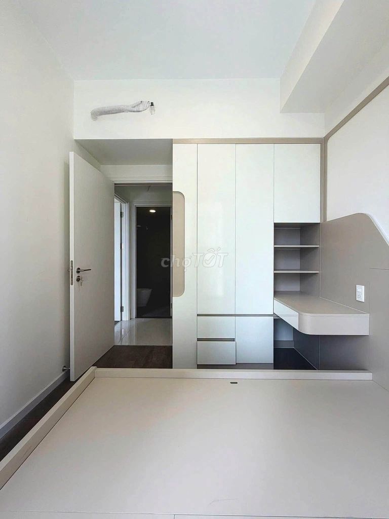 Renting two Victoria Village bedrooms guaranteeing a new, beautiful 15-17 million.