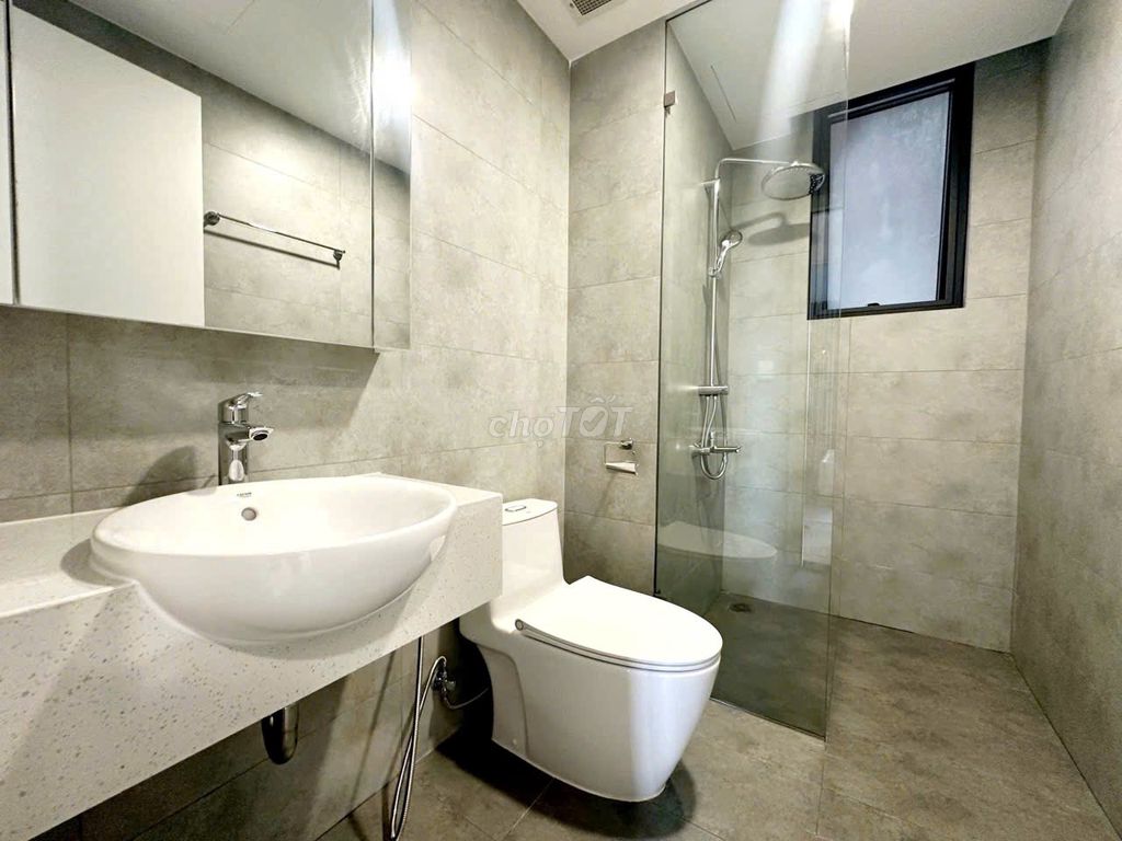Renting two Victoria Village bedrooms guaranteeing a new, beautiful 15-17 million.