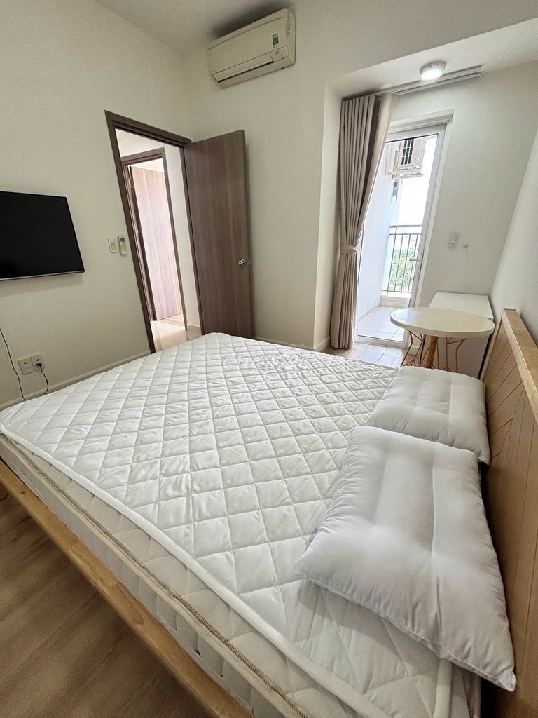 Renting apartment Galaxy 9, Nguyễn Khoái, Regula One, District 4.