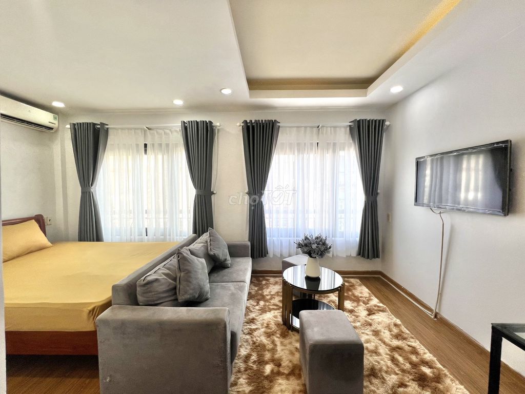 A super open-cleaning apartment near District 5's university.