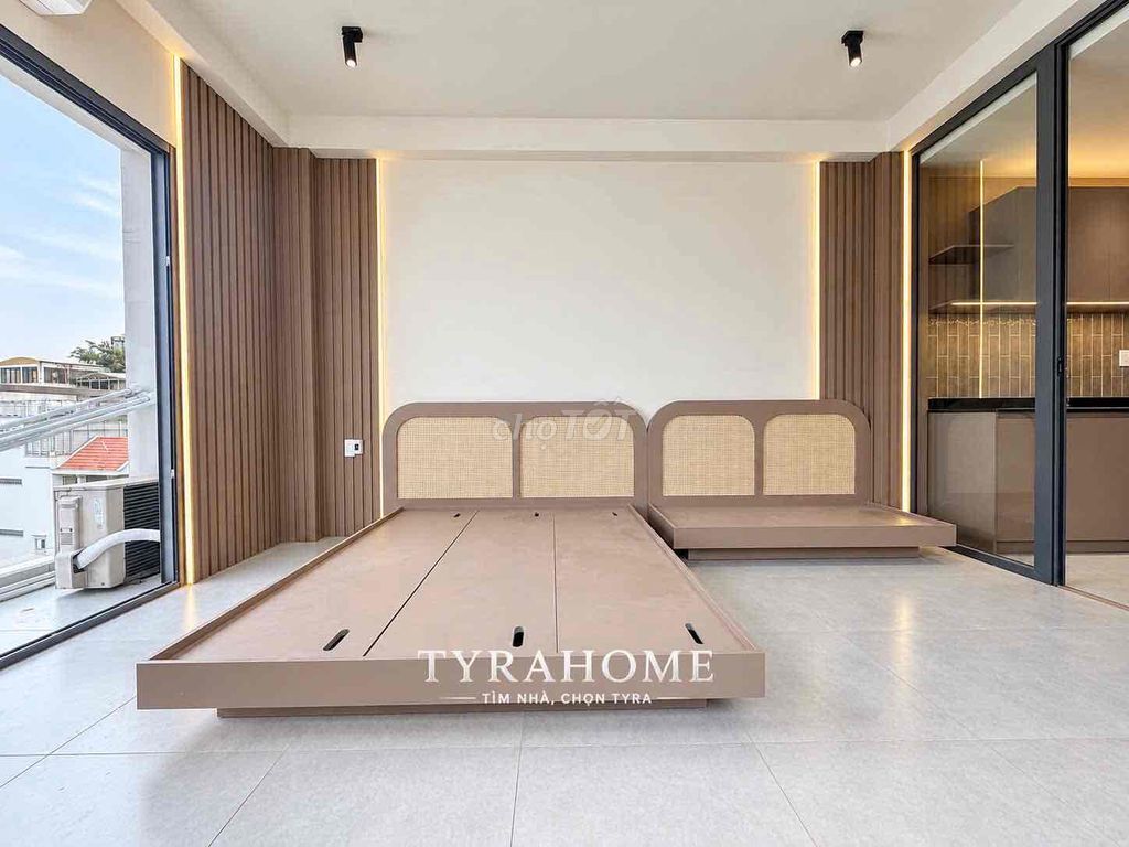 The 1st Bedroom in the balcony, elevator, Võ Thị Sáu, Dakao, District 1
