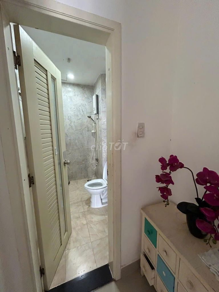Need to rent the Goodhouse Trương Đình Hội District 8 apartment.
