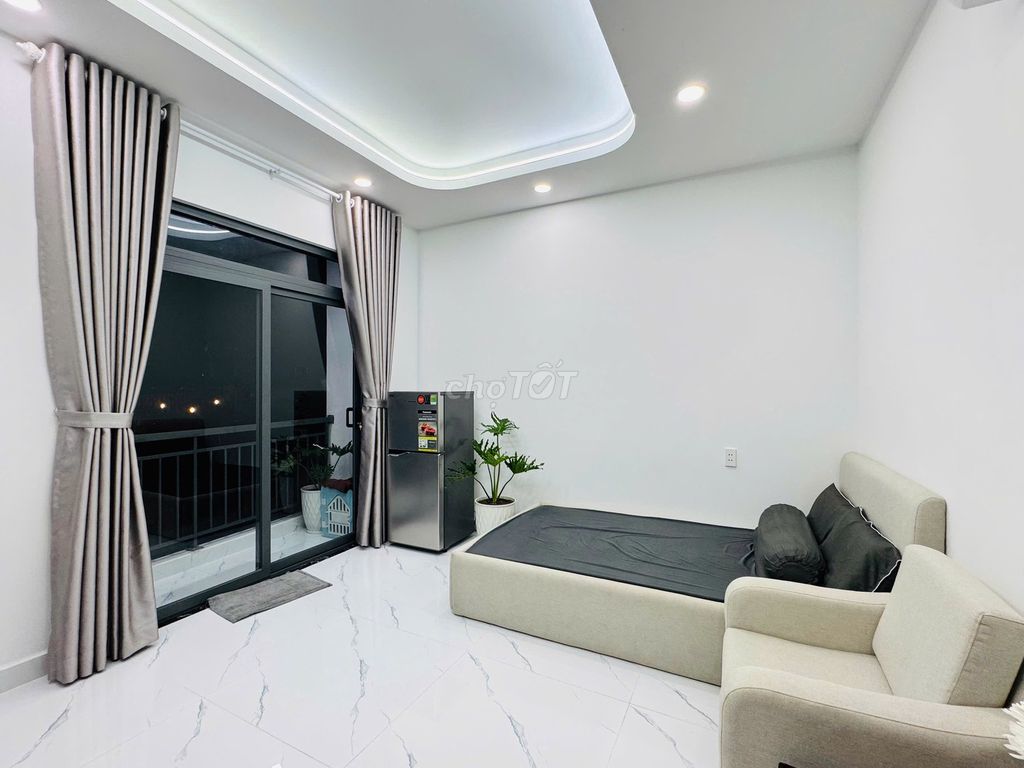 It's the owner who rents I Studio Full Seven-four million a month.
