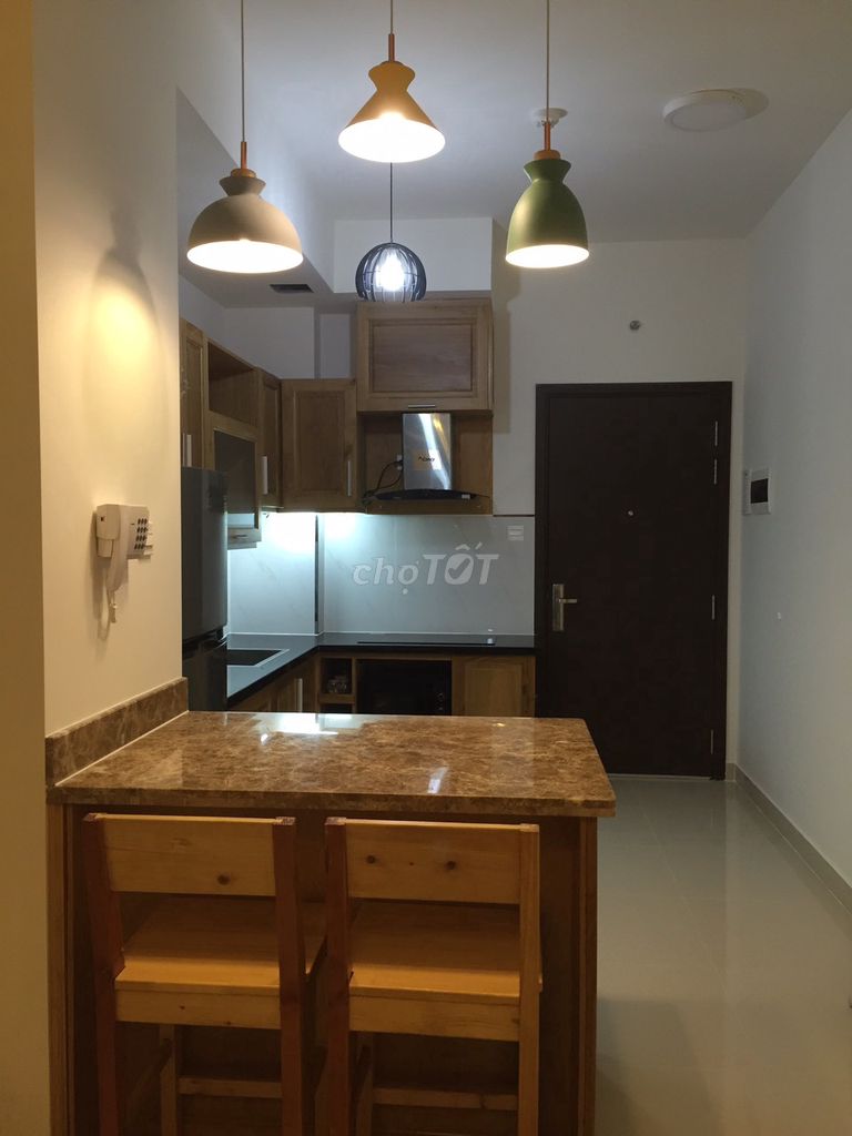 Two bedrooms. One bathroom. Ten million a month.
