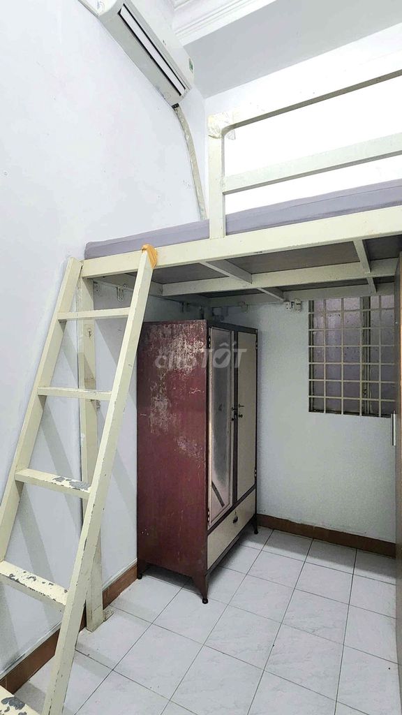 The two separate bedrooms are ready for private toilet furniture.