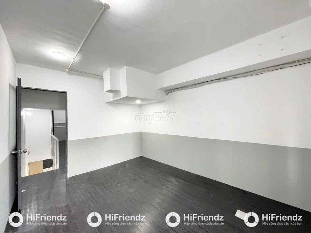 Peace apartment - four societies