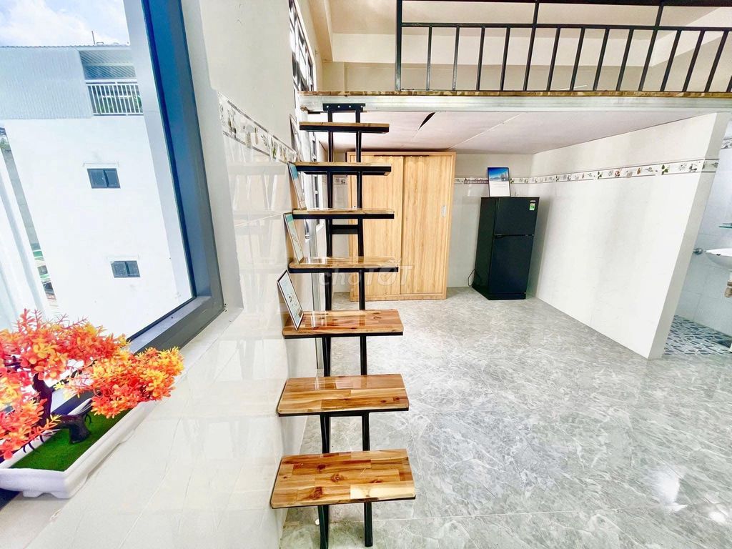 A full-in-the-art apartment near Bình Thạnh staff academy.
