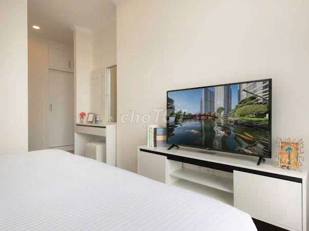 Vinhomes Grand Park apartment 2 bedroom 69 meters 2 please come in right now