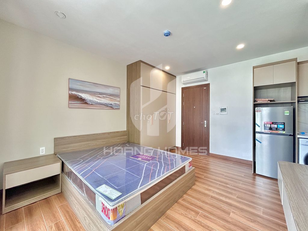 Opening a new senior apartment near The Global City.