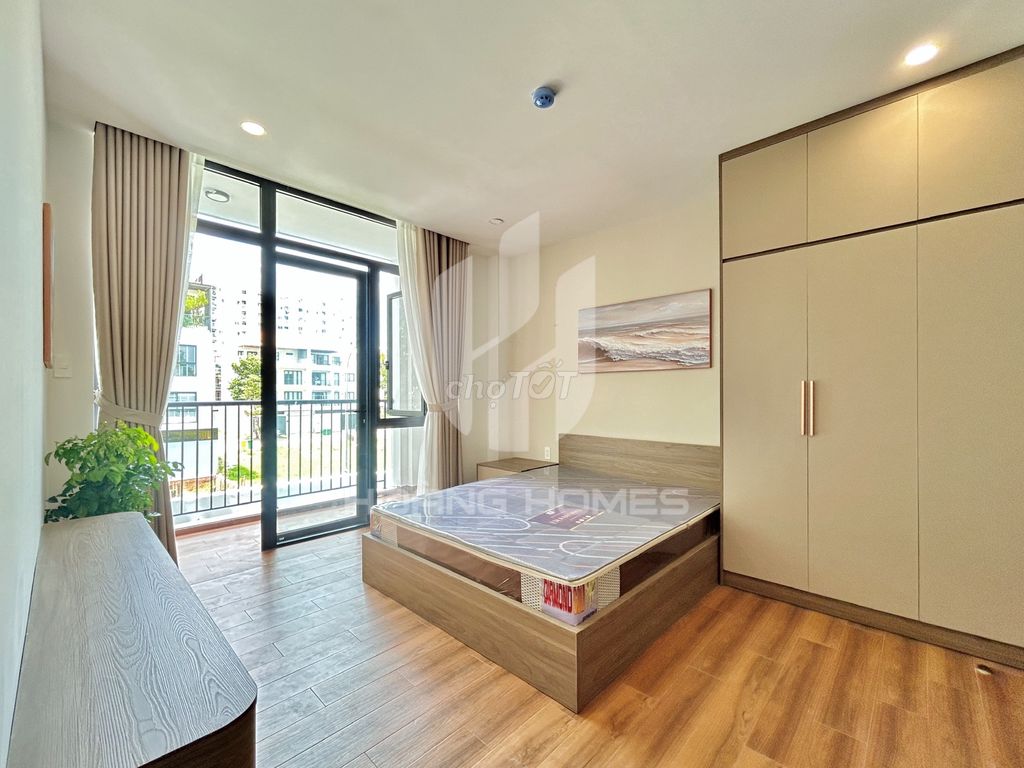 Opening a new senior apartment near The Global City.