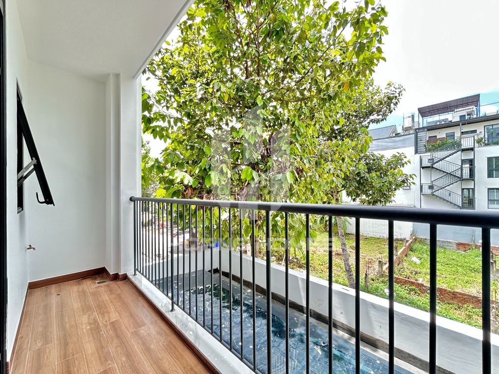 Opening a new senior apartment near The Global City.