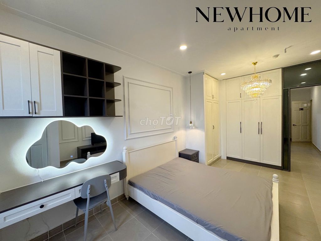 Room one, bedroom one. You're renting full furniture B.Mgr elevator.