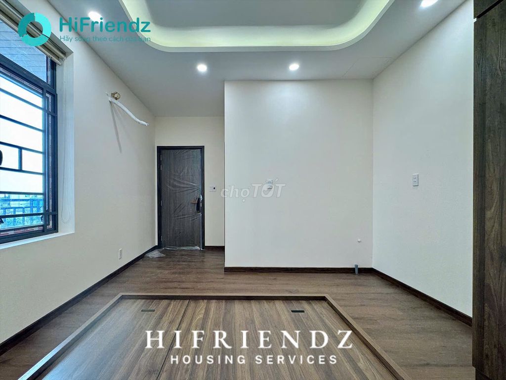 Cầu Nguyễn Tri Phương new room 100% - cool balcony - elevator