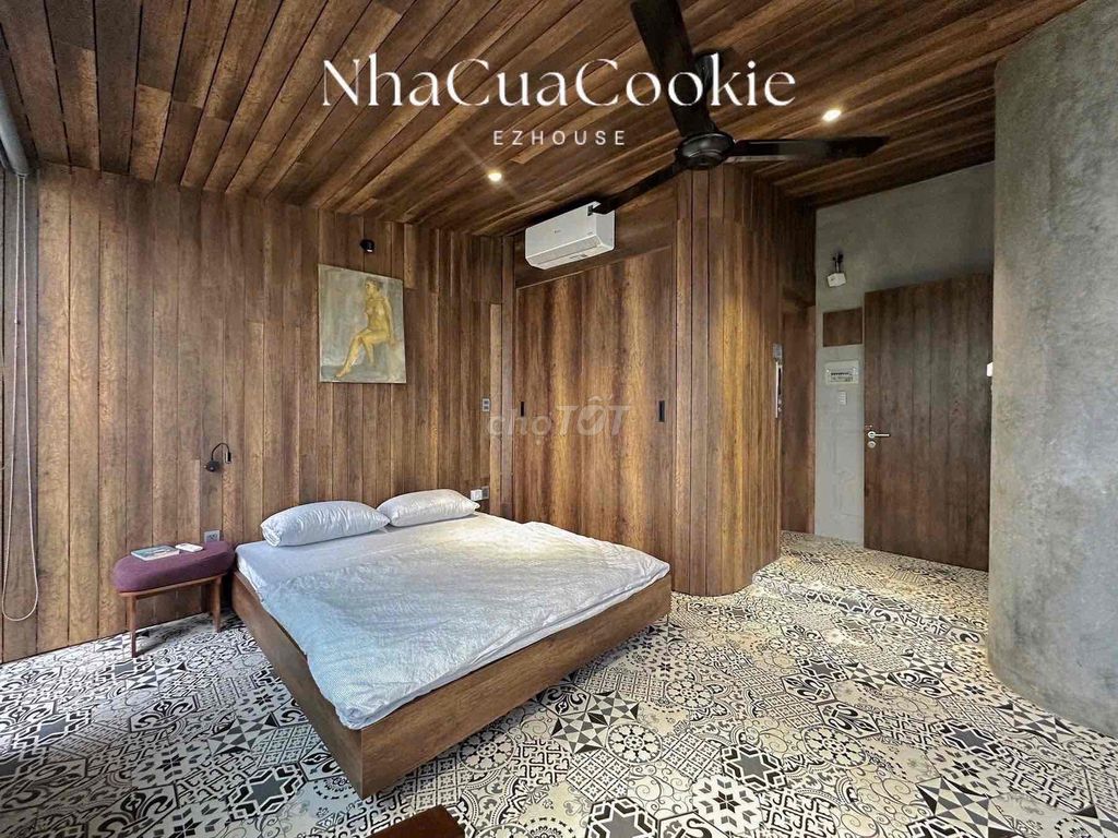 It's a beautiful Penthouse with 50 meters.