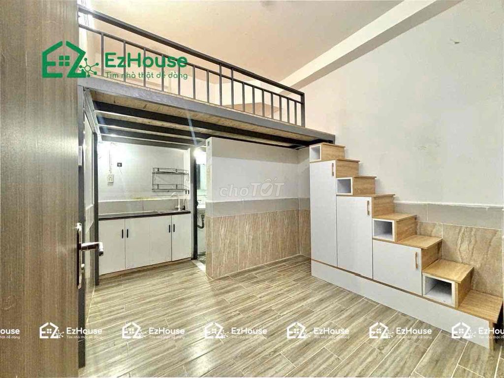 The room near Etown Cộng Hoà-kcn Tân Bình is a high-priced commercial college.