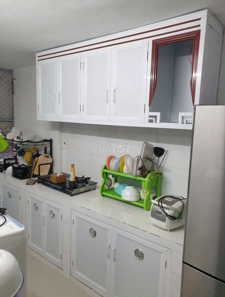 Rent an entire house on the 3rd floor of District 4
