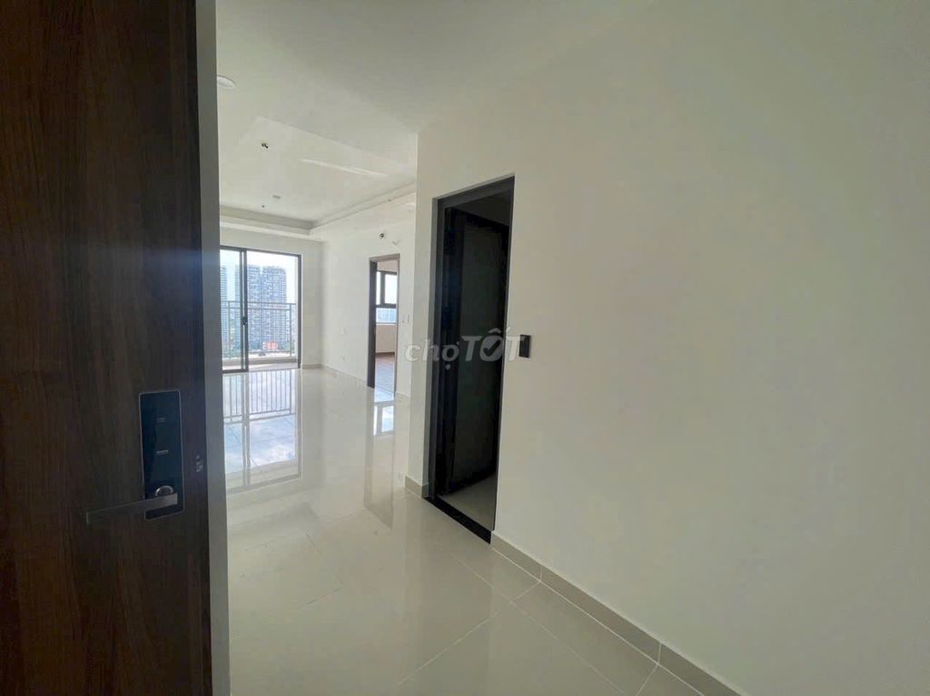 District 7 riverside room 1-2-0 for only 8 million, new home, river view, right now