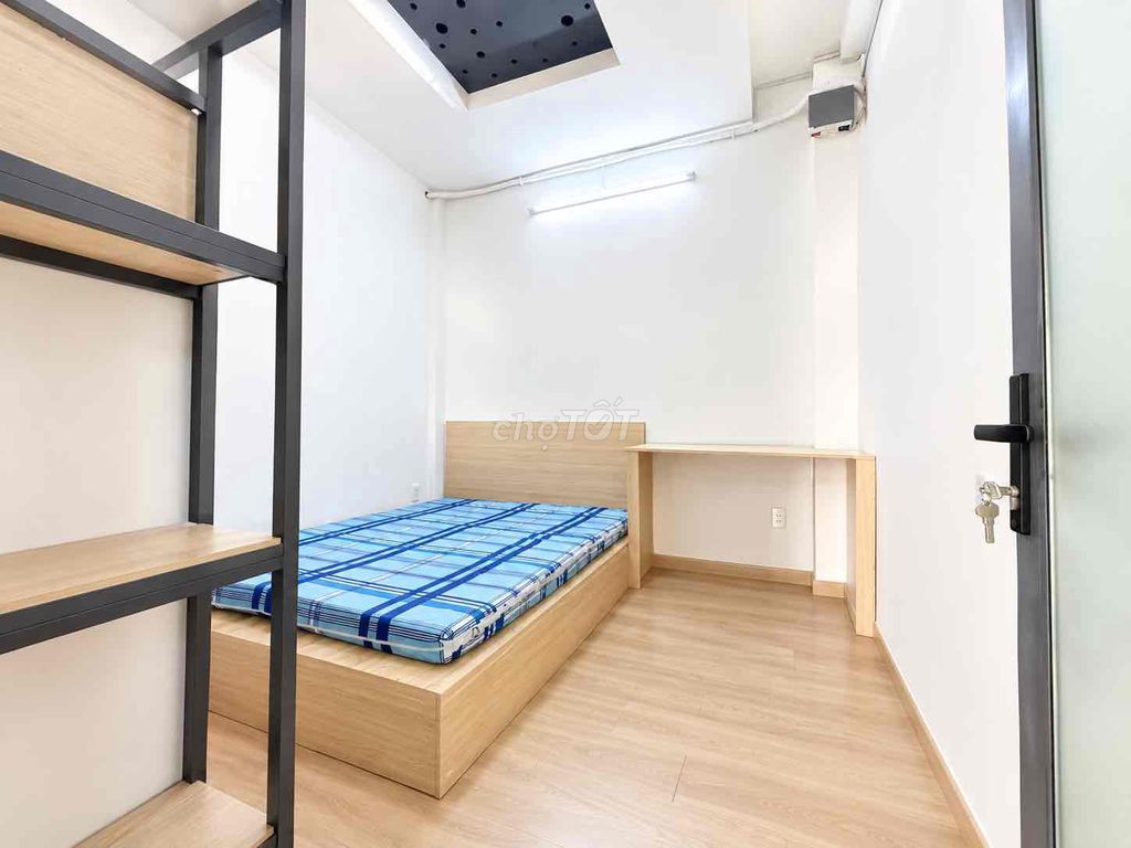 2 Bedroom - 8,000,000 - Rare Rows