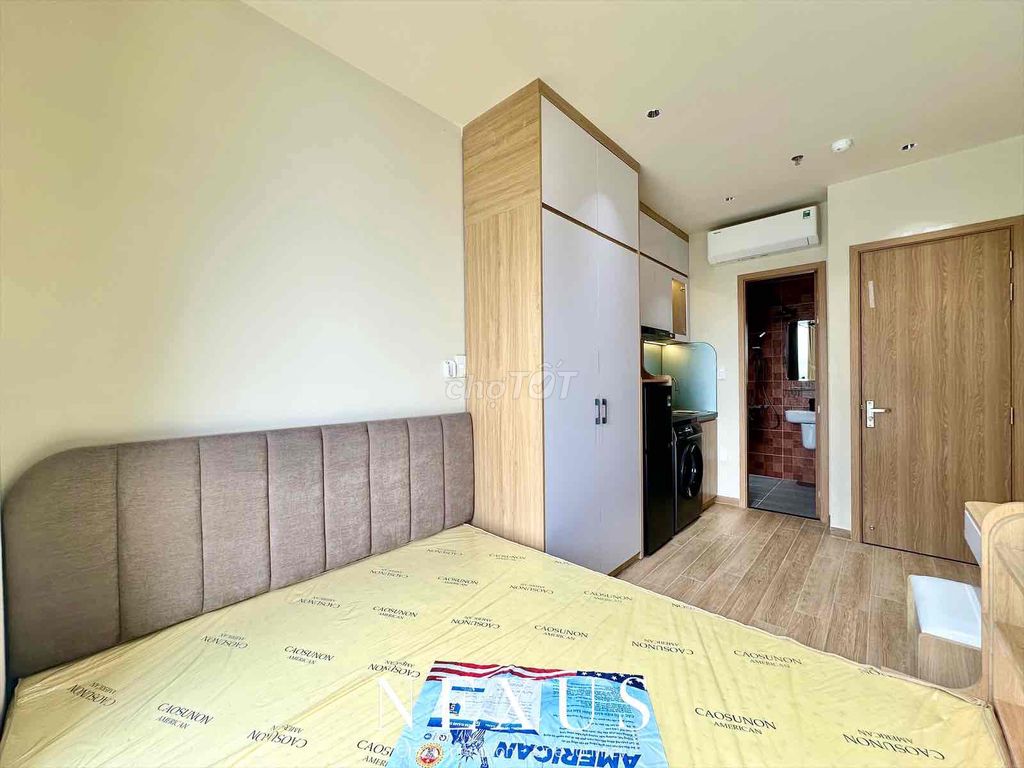 New balcony studio, right in the safety market, Gò Vấp Culture Park.