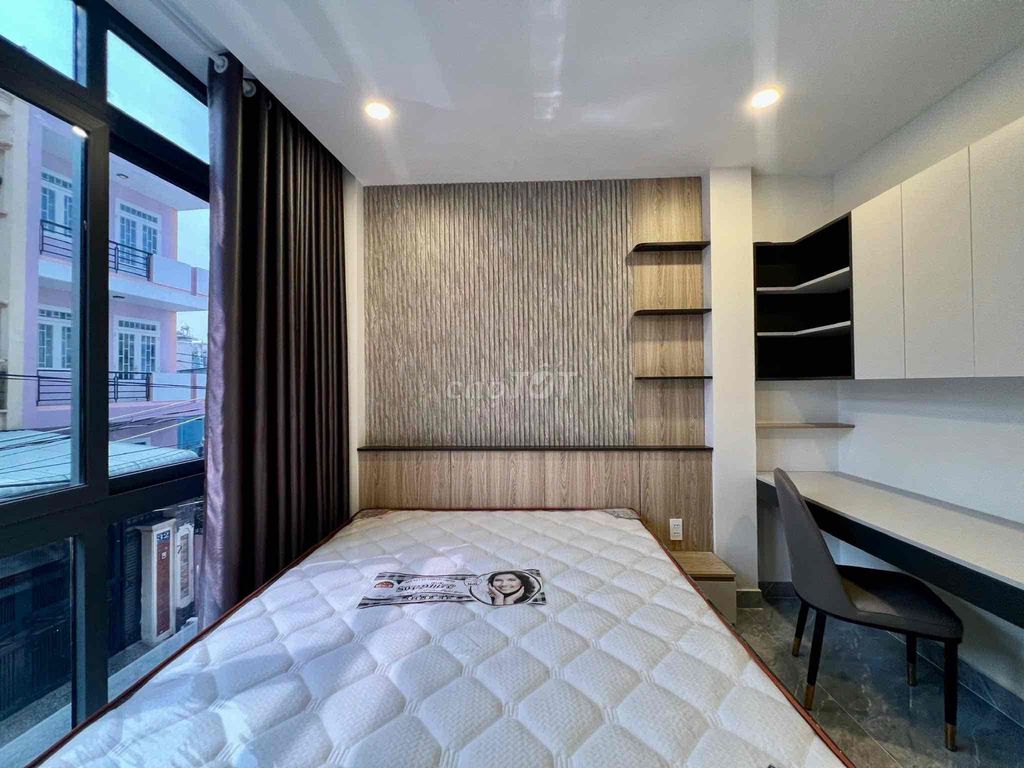 Rent two bedrooms 50 Phạm Văn Đồng near the airport.