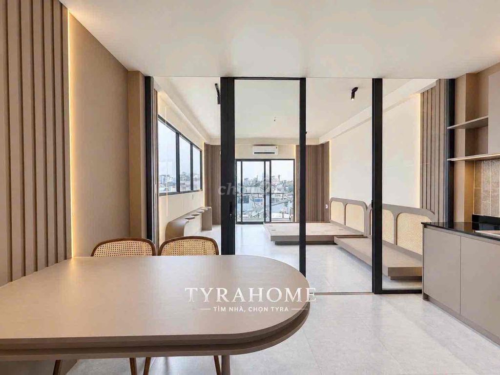 Clear One Super studio Full interior