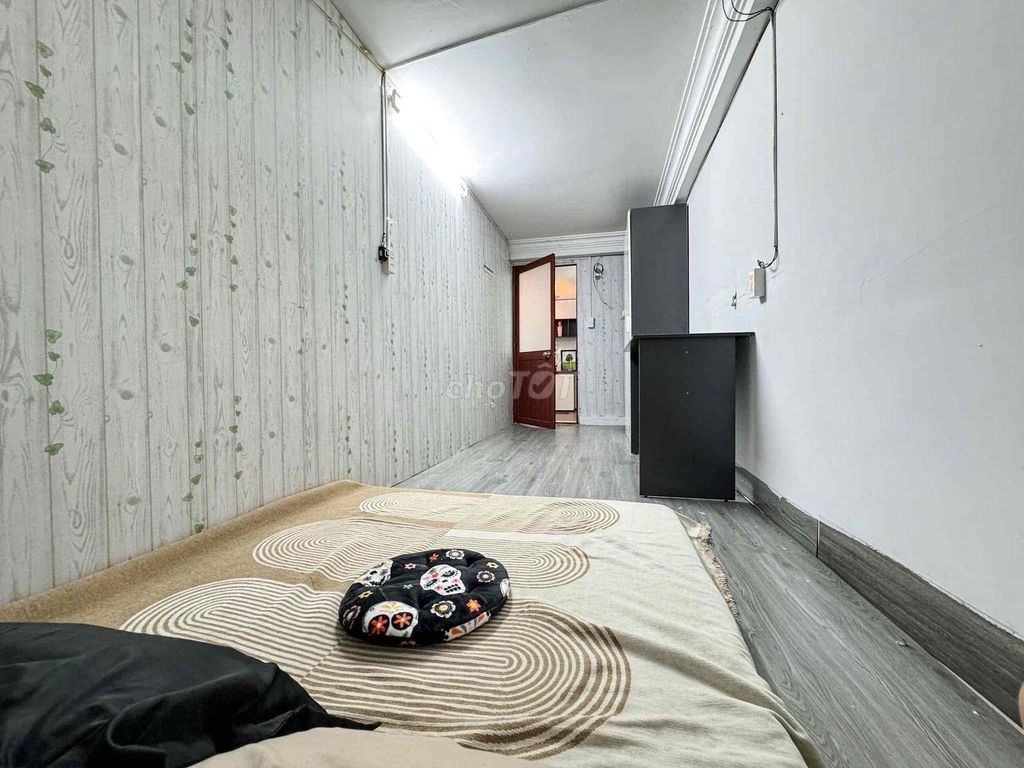 Two bedrooms 60 m2 SuperTo late September empty near the mini market.