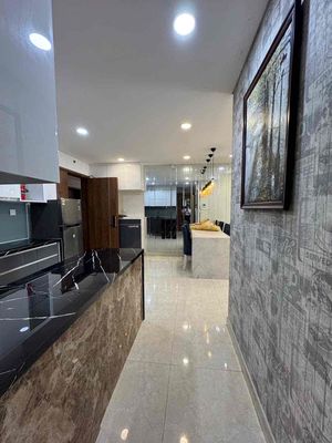 Golden Star Star Nguyễn Thị Thập (Decemidive) District 7 next to go, pmh