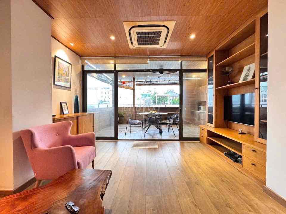 Thảo Điền District 2 large area kitchen area large interior