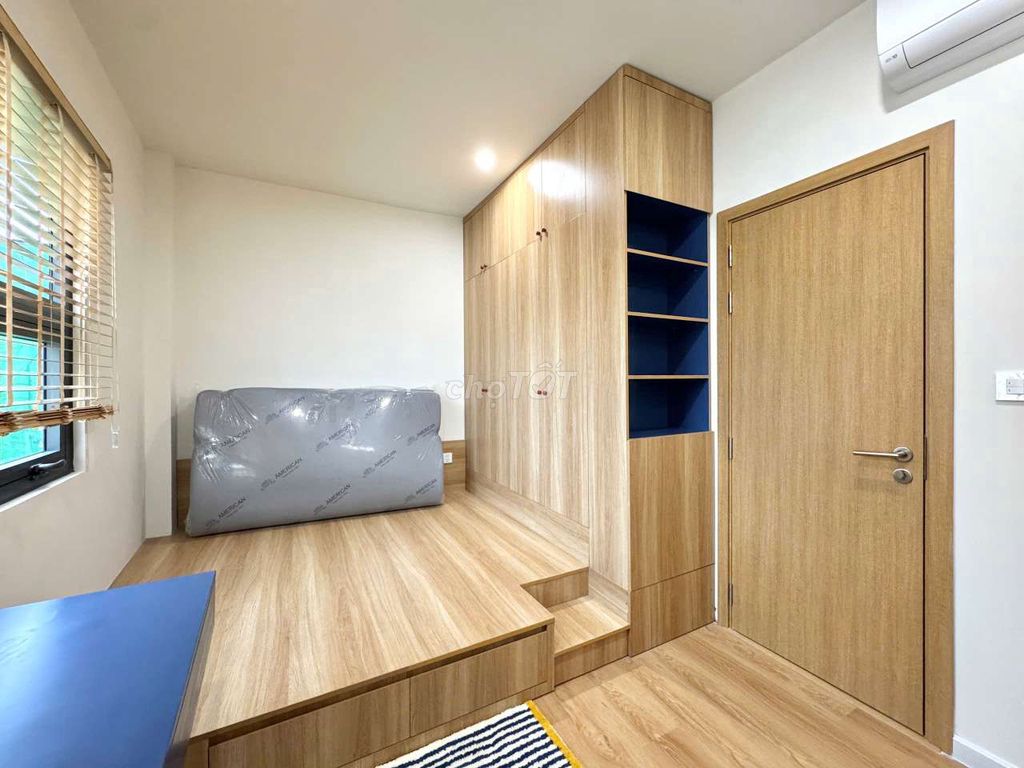 Rent a single balcony bedroom 50 M2 01000 near your father's grave  • Lê Văn Sỹ