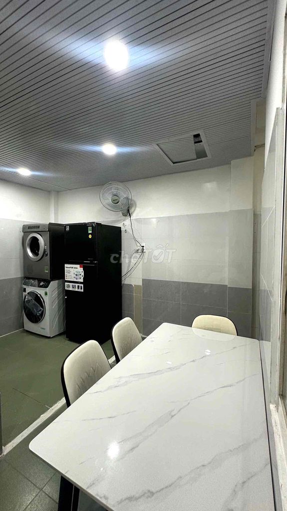Two bedrooms, two Nguyễn Công Trứ toilets, District 1, FullNT Private Laundry