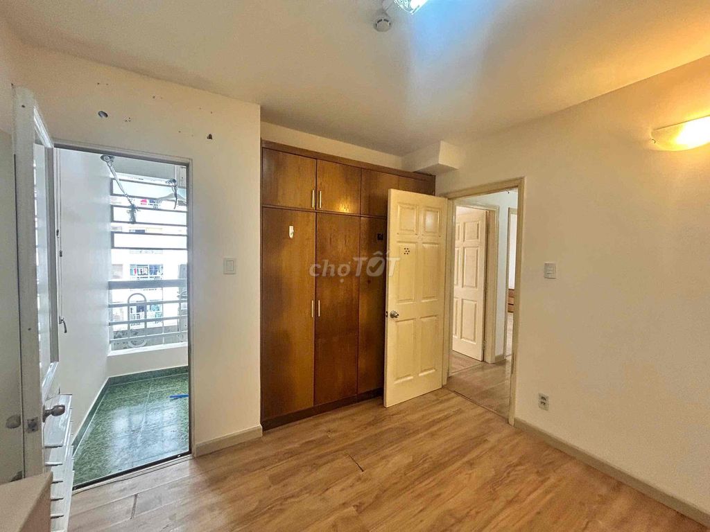 Rent the Tower-three bedrooms.