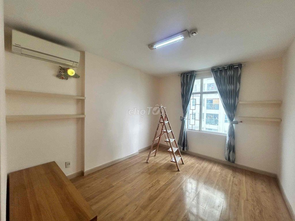 Rent the Tower-three bedrooms.