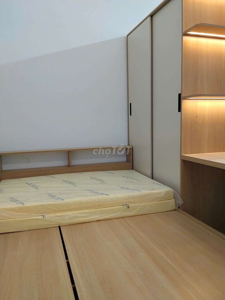 The service apartment costs 4.9 million to 9 million.