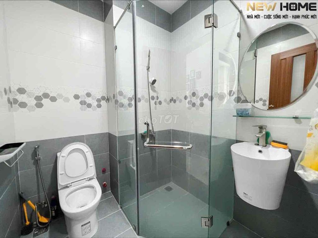 Room one, kitchen room, private washing machine, Phan Xích Long.