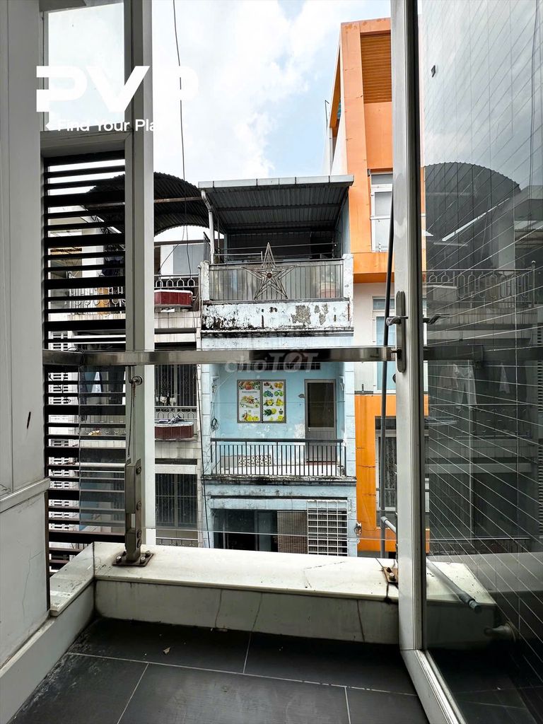 Real value studio bancol_Insist Lê Văn Sỹ_Channel