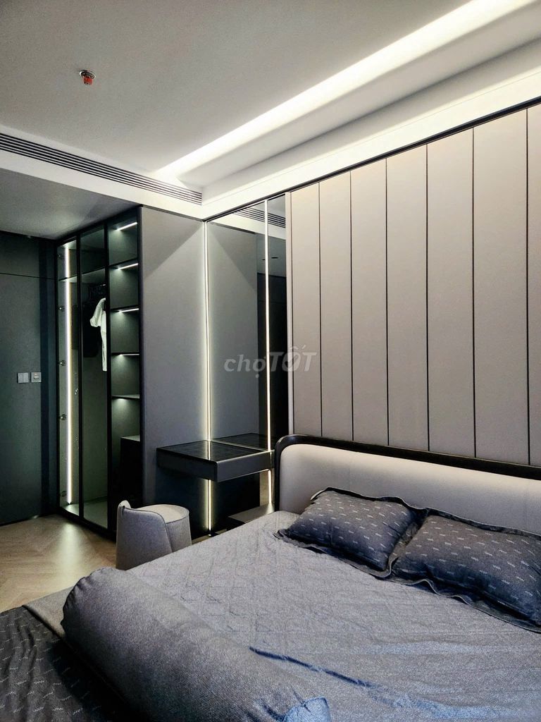 Grab 1,000 rents for two bedrooms - 3 N - 1 bedroom full of furniture