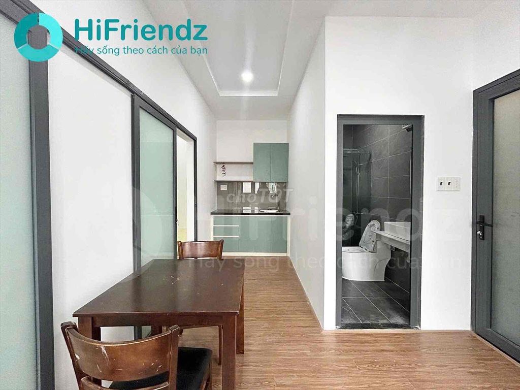 Two balcony bedrooms - new kitchen-full of super-wide furniture right in District 10