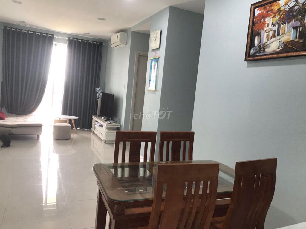 Airway apartment - Cộng Hòa Garden (80 M2 – 2 bedroom - 2 toilets) - price: 13 million.