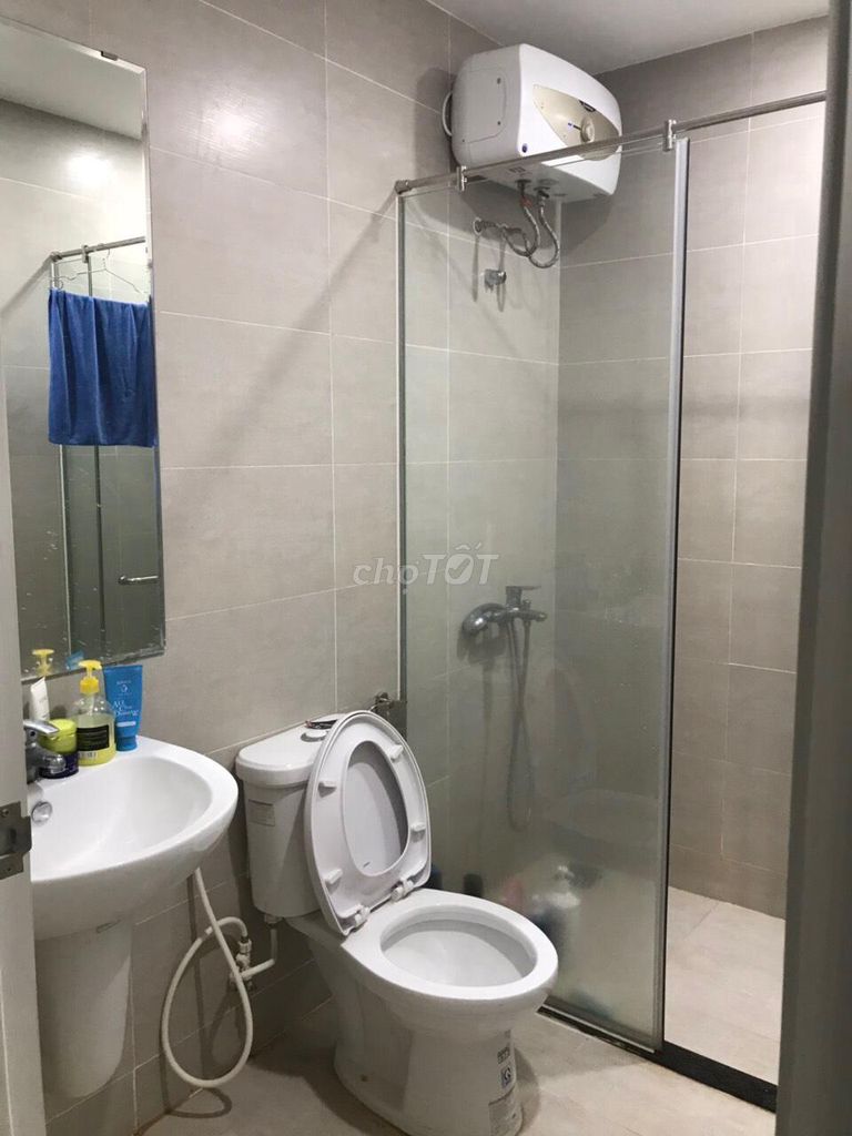 Airway apartment - Cộng Hòa Garden (80 M2 – 2 bedroom - 2 toilets) - price: 13 million.