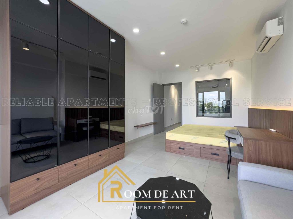 The apartment is a balcony bedroom near the lake. The new market turtle is located in 3 district 1.