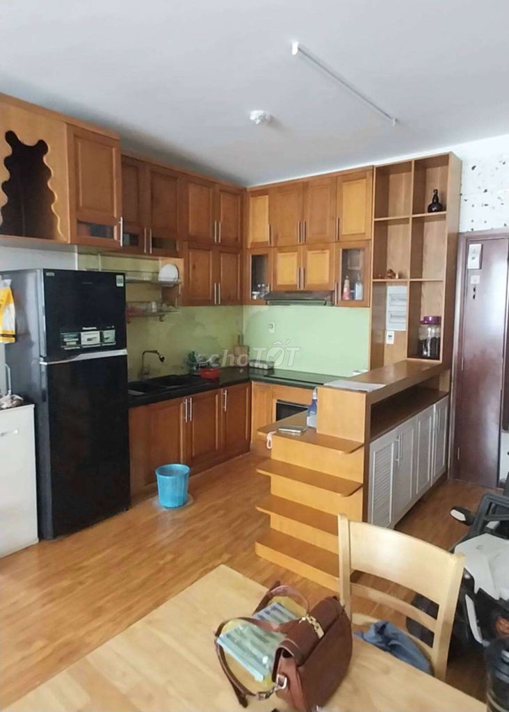 Corner of two bedrooms, two bathrooms, 69 meters, full interior.