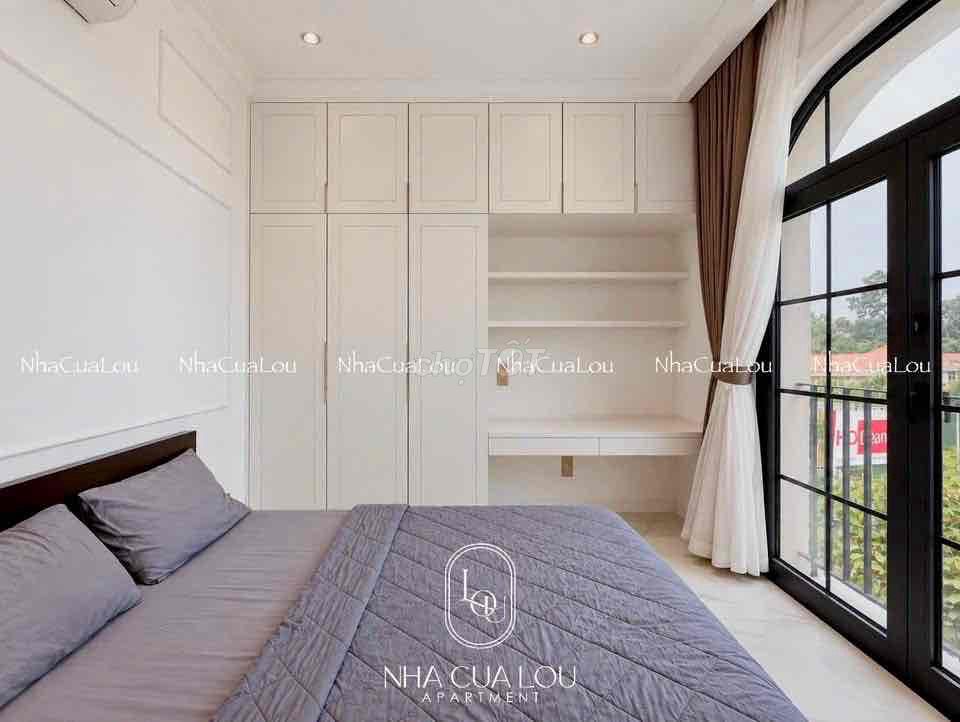 The apartment is a Bancol full Phạm Ngọc Thạch section 3 near the Turtle Lake.
