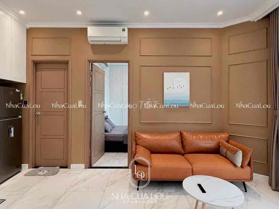 The apartment is a Bancol full Phạm Ngọc Thạch section 3 near the Turtle Lake.