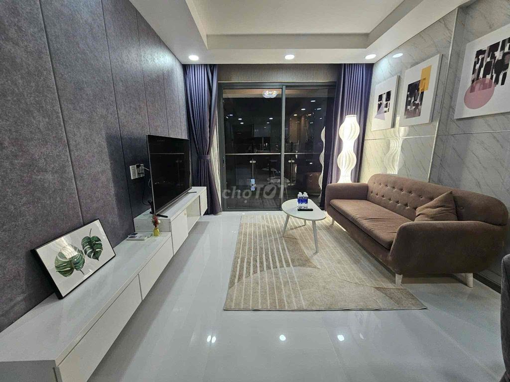 Rent The Gold View apartment. Two bedrooms. 80 meters. Full interior. 19 million a month.