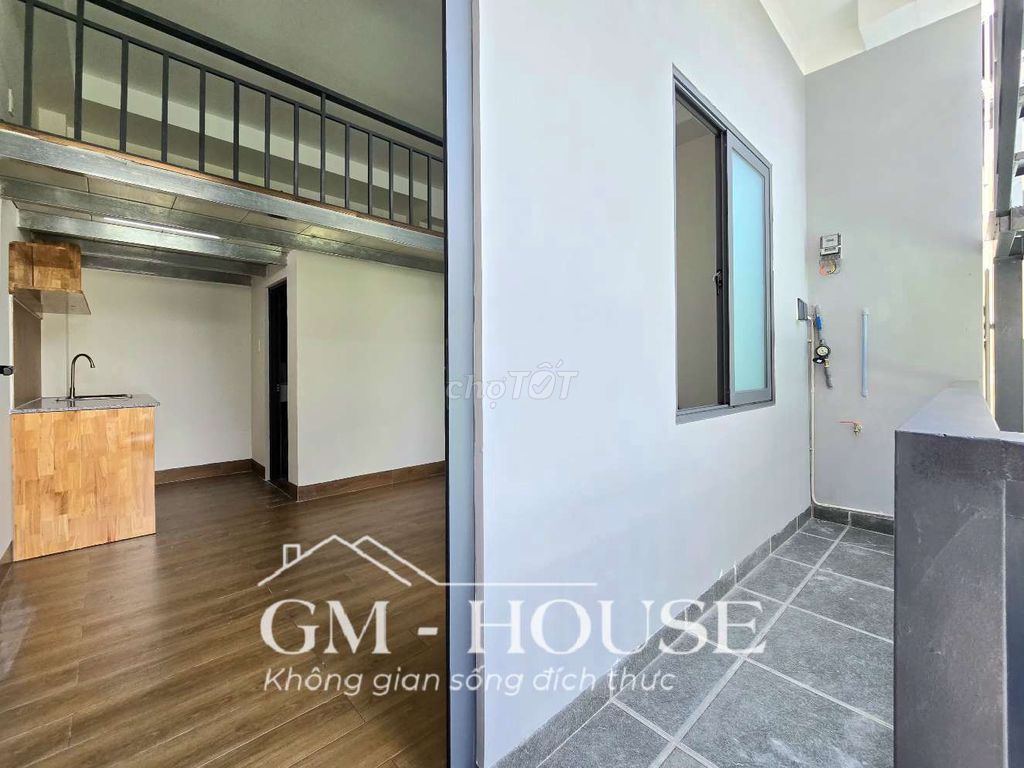 Rent the new apartment 100 percent meters, right at Nguyễn Hữu Cảnh.