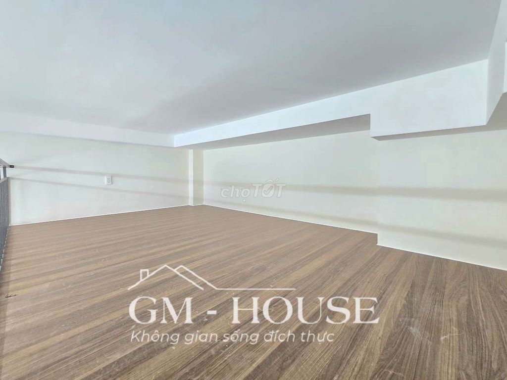 Rent the new apartment 100 percent meters, right at Nguyễn Hữu Cảnh.