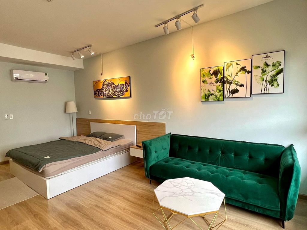 Rent Charmington La Pointe District 10-- studio 011 bedroom 2 bedrooms-- 12 million a month.