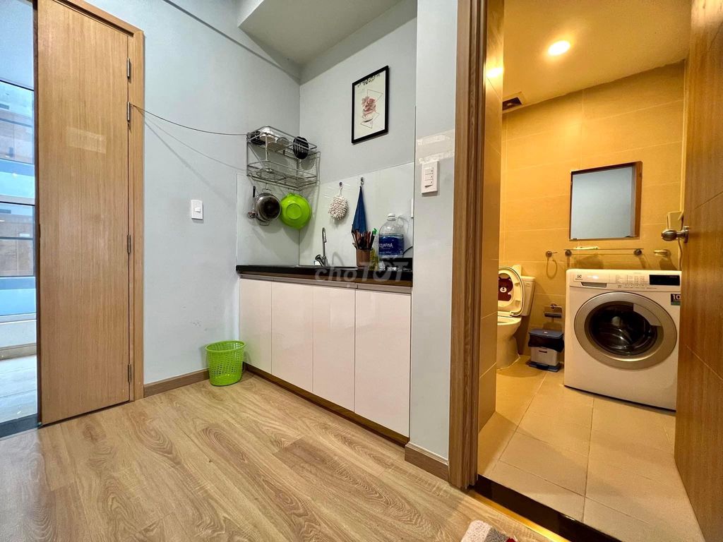 Rent Charmington La Pointe District 10-- studio 011 bedroom 2 bedrooms-- 12 million a month.